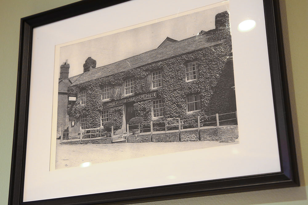 Historic photo of the Market Inn once named the South Western Commercial Hotel